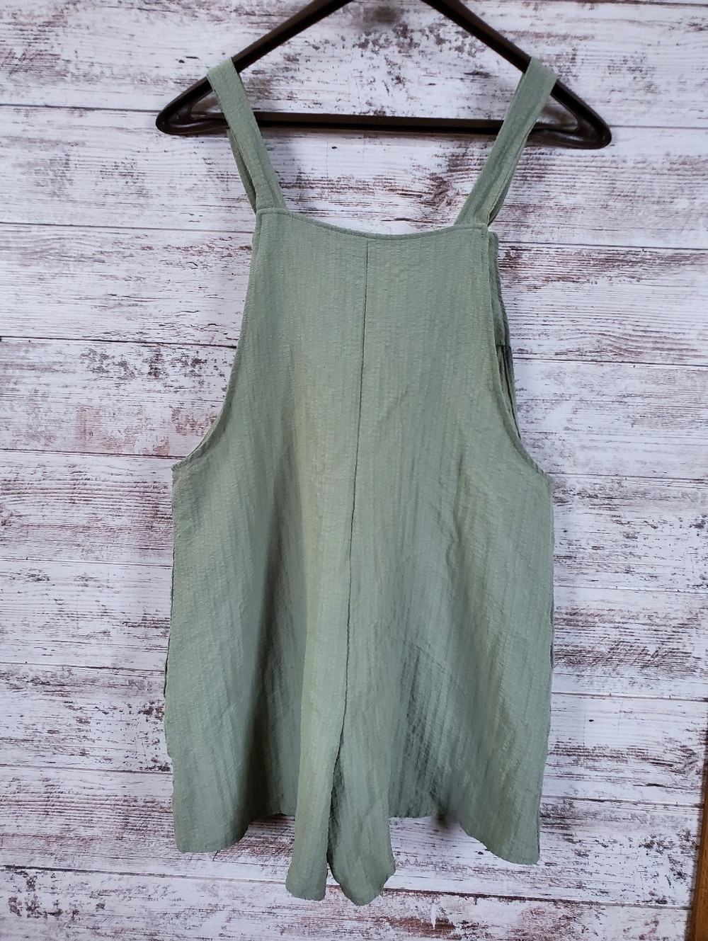 Emery Rose Gauze Sage Green Gauze Cotton Tie Strap Pocket Romper - Picture 3 of 9